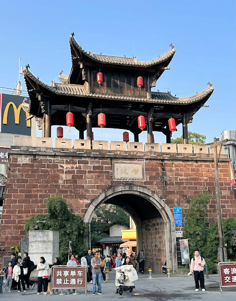 深圳・甘坑古鎮の城門