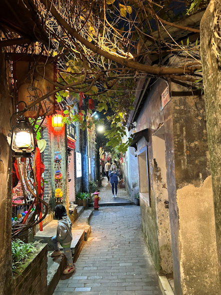 夜の甘坑古鎮（深圳）