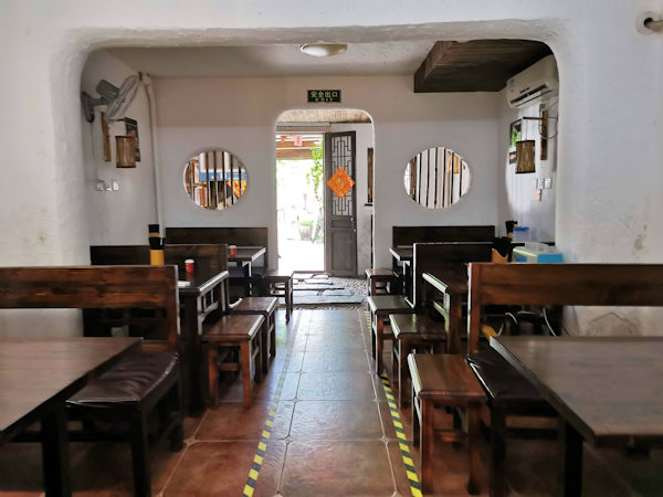 深圳の観光地、甘坑古鎮で客家まぜ麺