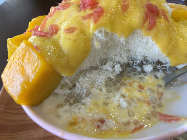 楊枝甘露ミルクかき氷