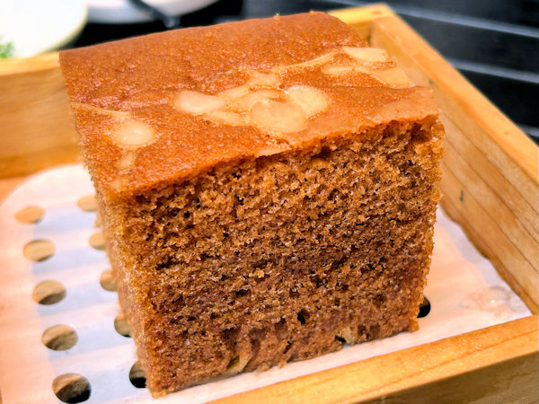 杏仁馬拉糕（深圳・蔡瀾の飲茶）