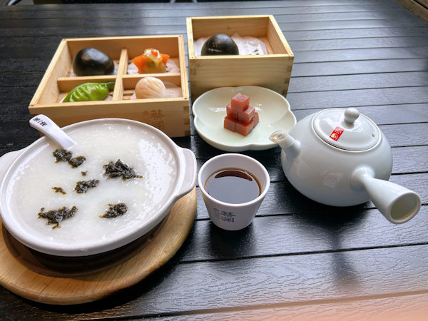 深圳で一人飲茶・蔡瀾