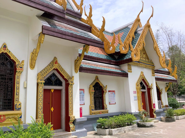 潮州市の開元寺泰佛殿（タイ仏教の寺院）