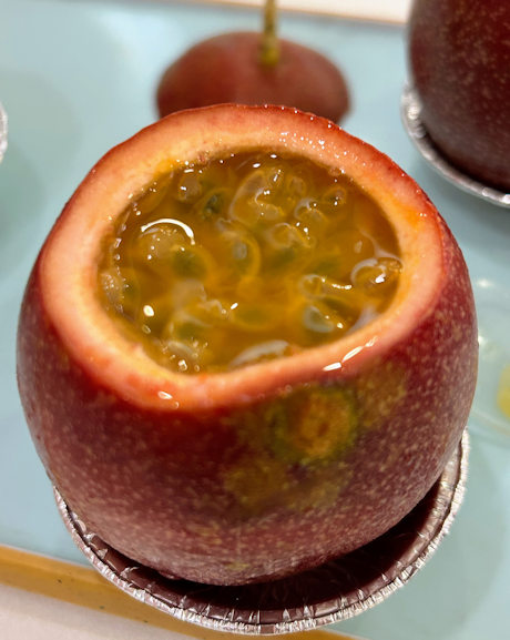 深圳東江海輝酒楼のパッションフルーツプリン