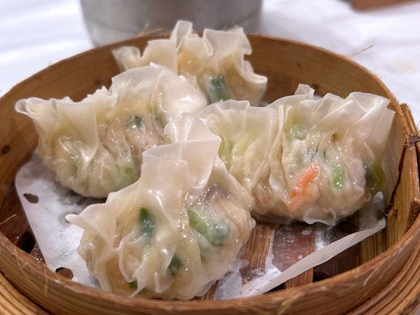 鳳城酒家のふかひれ餃子