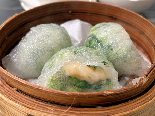 鳳城酒家のエビ野菜餃子