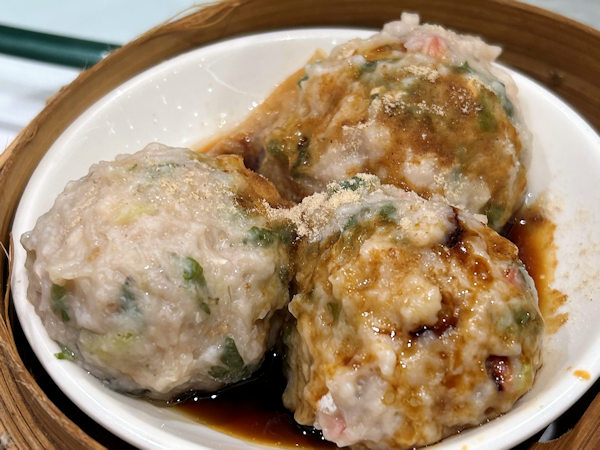 飲茶の人気点心、綾魚球