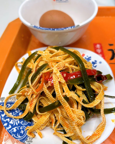 蘭州牛肉麺店の冷菜(深圳)