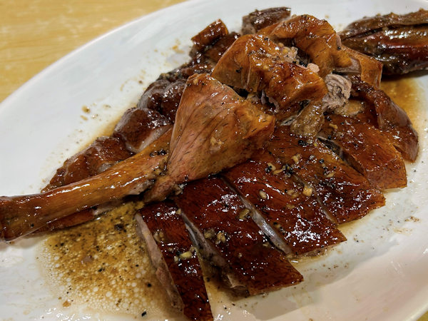 明信焼鵝飯店のガチョウ・ロースト(東莞松山湖)
