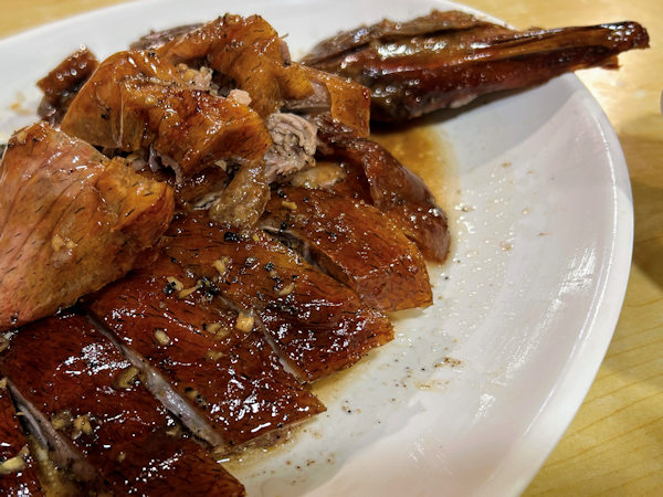 明信焼鵝飯店のガチョウ・ロースト(東莞松山湖)