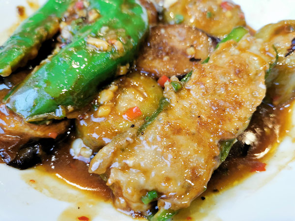 深圳の順徳料理レストランで煎酿三宝