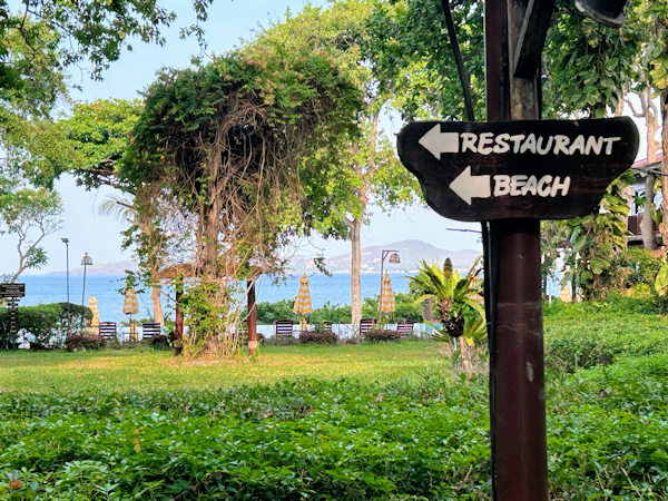 �o�[�Y�A���h�r�[�Y�z�e���̒��i�p�^���j