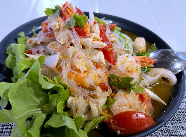 �����E���Z���i�t�J�̃X�p�C�V�[�T���_�j