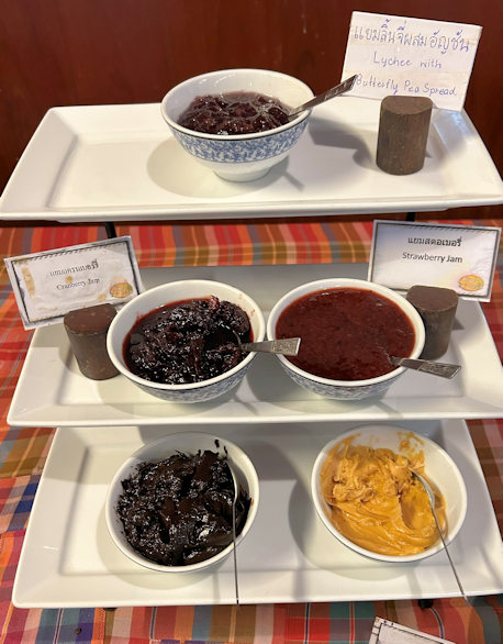 �L���x�[�W�A���h�R���h�[���Y�̒��H�i�p�^���j